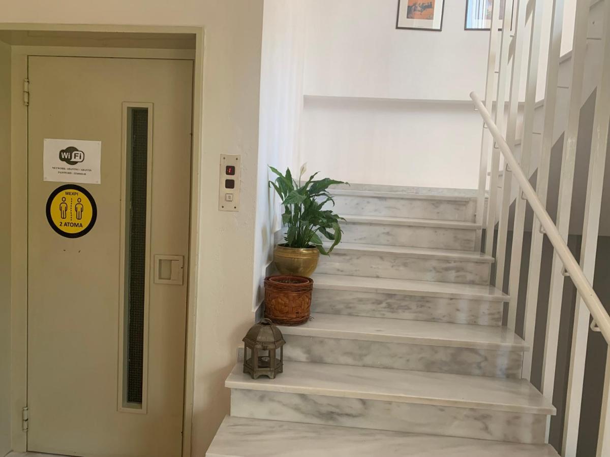 Αβαντιάς Abantias Aparthotel Лутра Едипсу Екстериор снимка