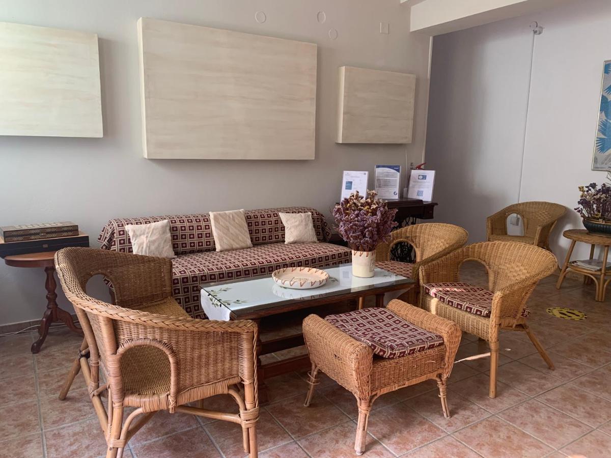 Αβαντιάς Abantias Aparthotel Лутра Едипсу Екстериор снимка